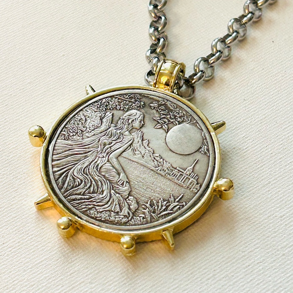 Coin necklace, Elegant Silver and Gold Pendant Necklace